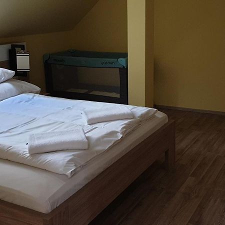 Szabo Lux Apartman Sárvár Exteriör bild